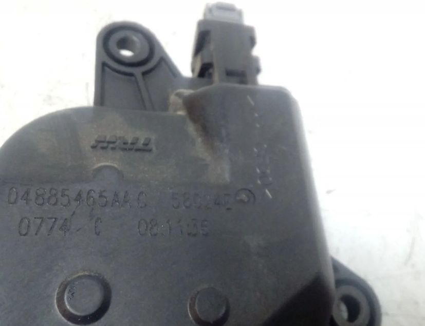 CHRYSLER Voyager 4 generation (2001-2007) Interior Heater Flap Motor Actuator 04885465AA 27706450