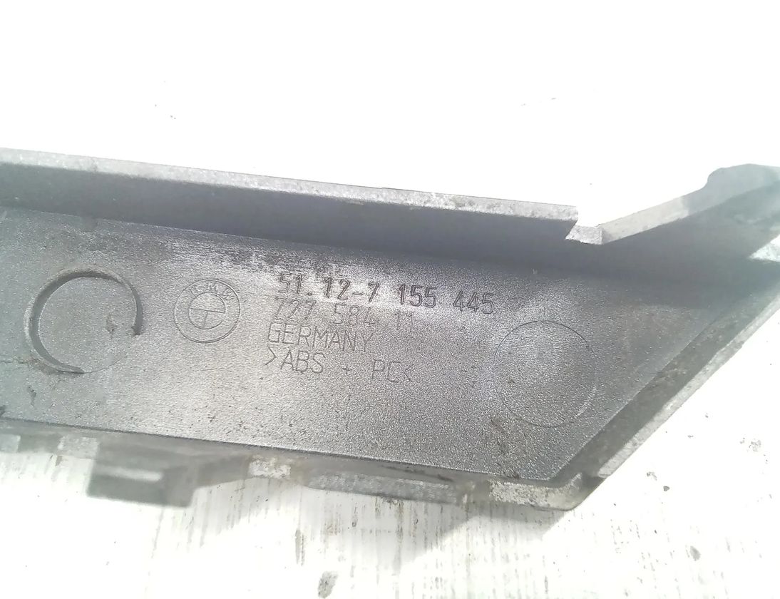 BMW 7 Series E65/E66 (2001-2008) Rear left lamp trim 7155445 27711201