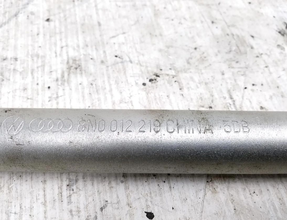 AUDI Q5 8R (2008-2017) Kľúč na maticu kolesa 8N0012219C 27714549