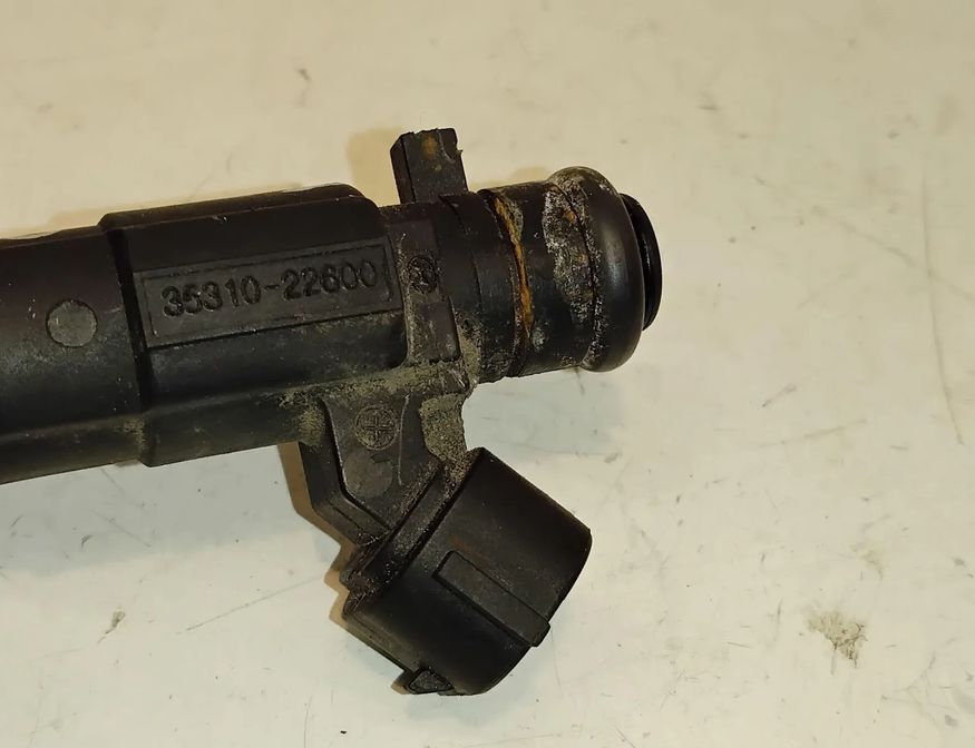 HYUNDAI Matrix 1 generation (2001-2010) Palivový vstrekovač 9260930006 27722949