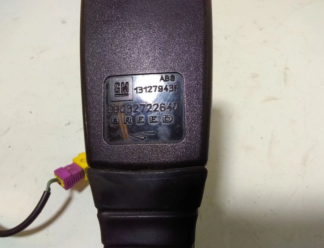 OPEL Vectra C (2002-2005) Front Left Seat Buckle 13127943F 28629569