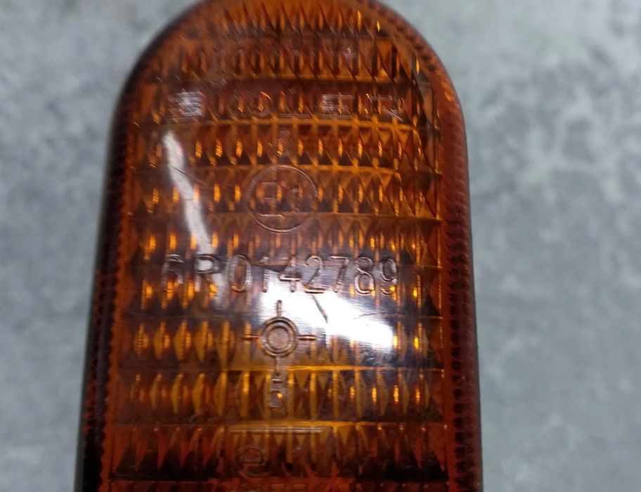 RENAULT Megane 1 generation (1995-2003) Ľavý predný blatníkový smerový svetlomet 6R0142789 28678814