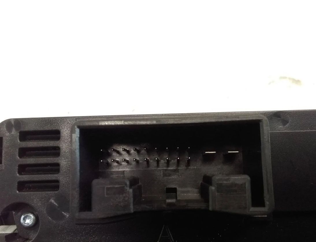 AUDI A6 C7/4G (2010-2020) Other Control Units 4G0820043H 28702202