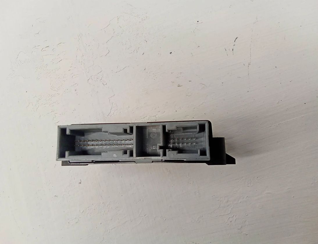 MERCEDES-BENZ E-Class W212/S212/C207/A207 (2009-2016) PDC Parking Distance Control Unit A0009003706 28706031