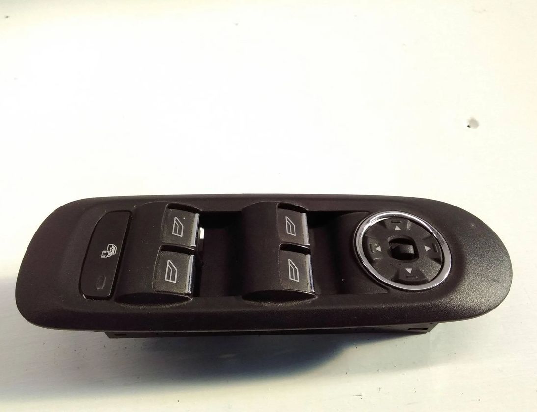 FORD S-Max 1 generation (2006-2015) Rear Right Door Window Control Switch AM2T14A132AA 28710398