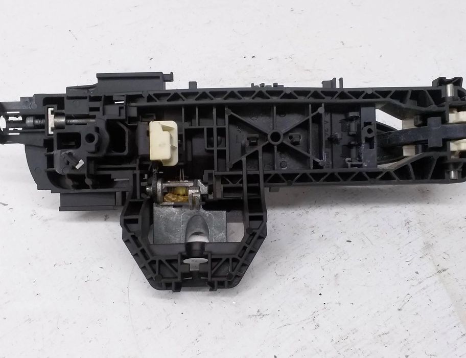 MERCEDES-BENZ E-Class W212/S212/C207/A207 (2009-2016) Rear Left Door Exterior Handle A2127600134 28716472