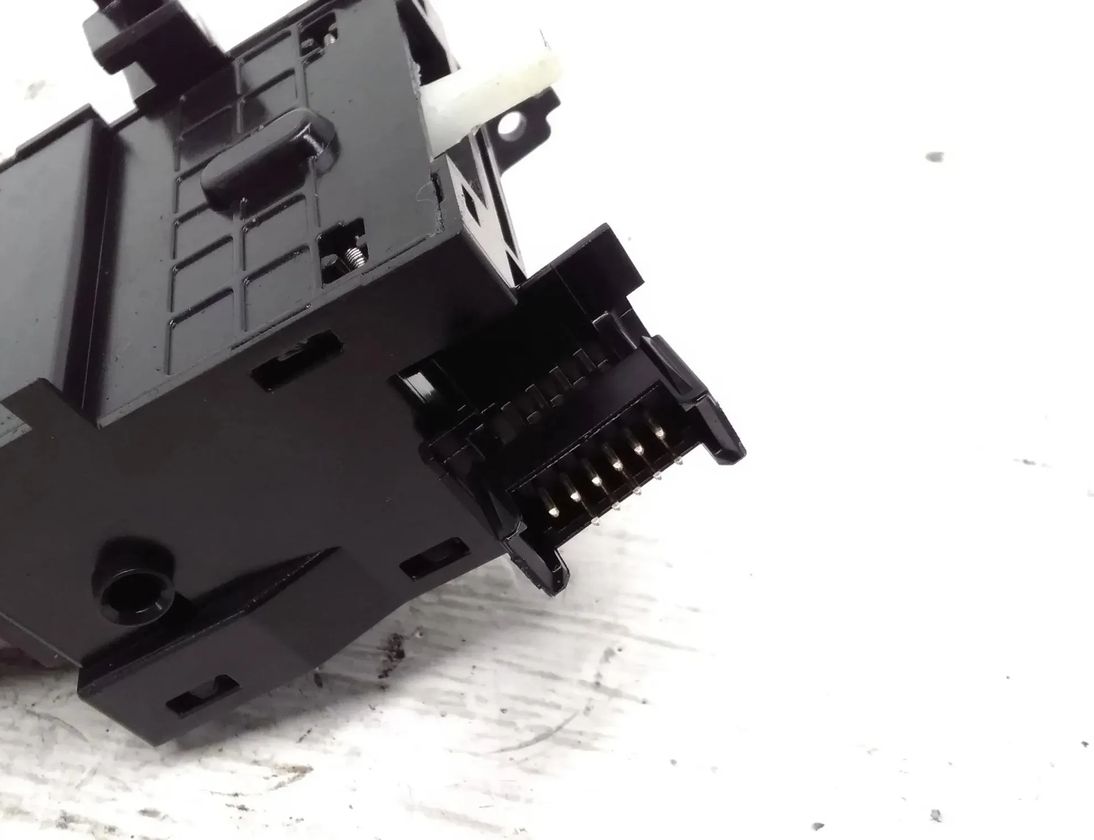 MITSUBISHI Outlander 3 generation (2012-2023) Turn switch knob 17G688 28726587