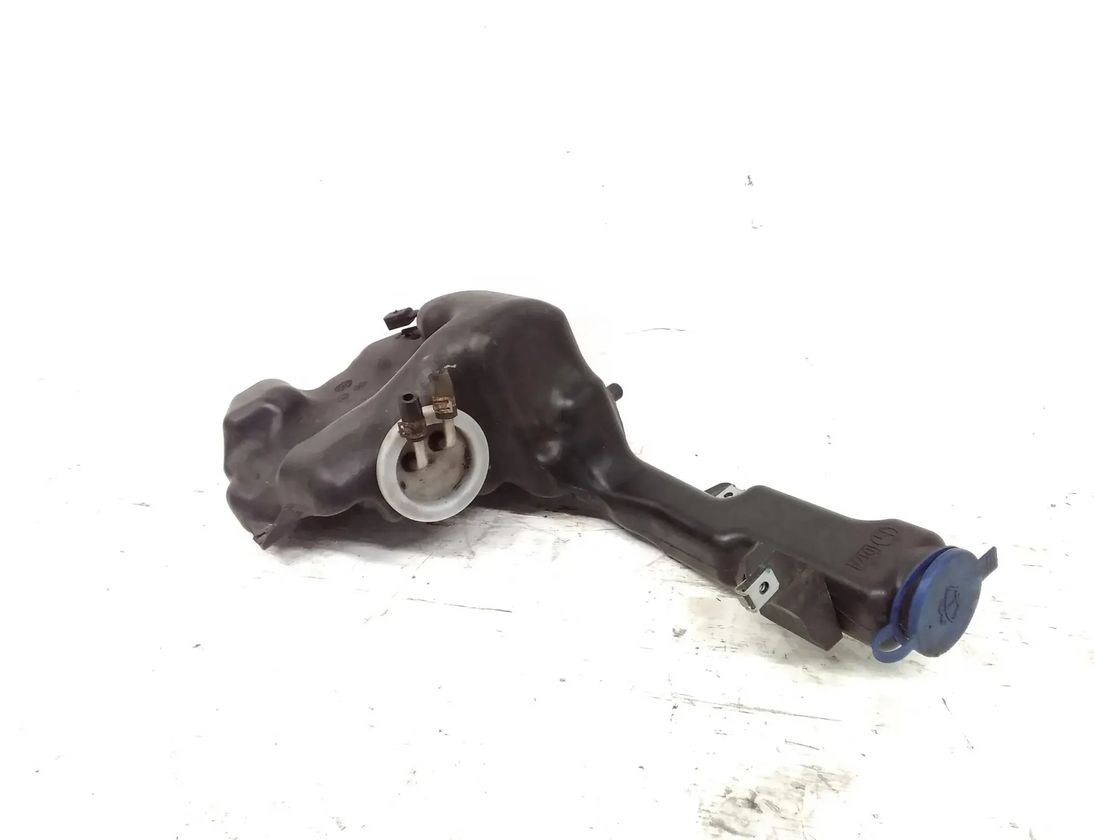 MERCEDES-BENZ E-Class W212/S212/C207/A207 (2009-2016) Nádrž na ostrekovač okien A2048602360 28730708