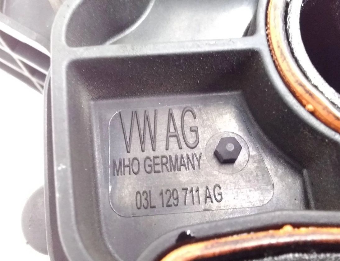 AUDI Q5 8R (2008-2017) Sacia potrubie 03L129711AG 28738613