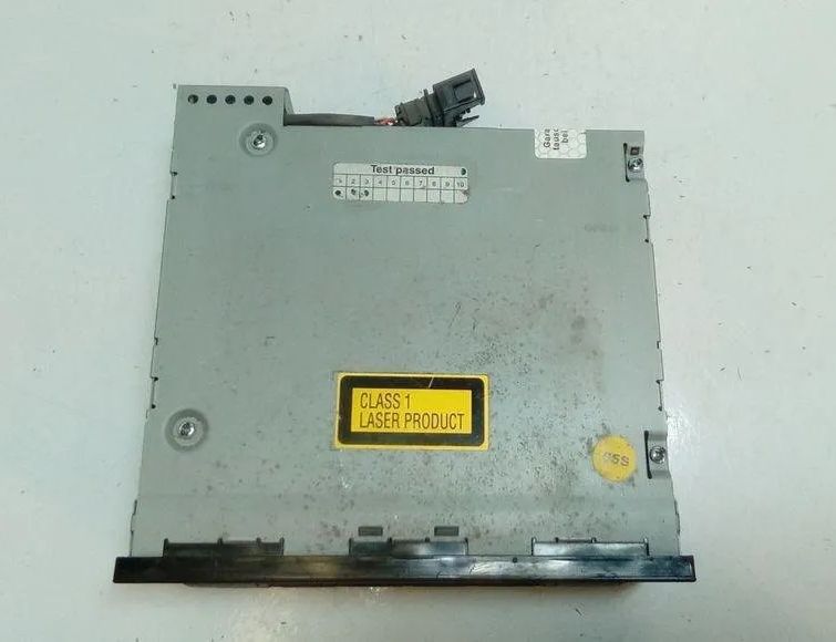 SKODA Octavia 1 generation (1996-2010) CD menič 1Z0035111 30820936