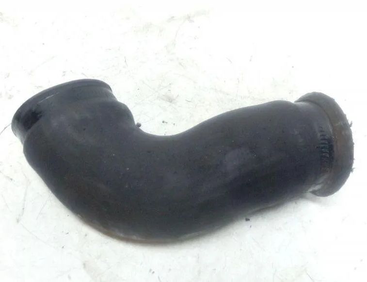 AUDI A6 C6/4F (2004-2011) Intercooler hadica 8E0145837G 30918478