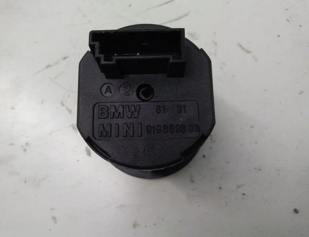 BMW 1 Series E81/E82/E87/E88 (2004-2013) SRS Switch 6131 30978166