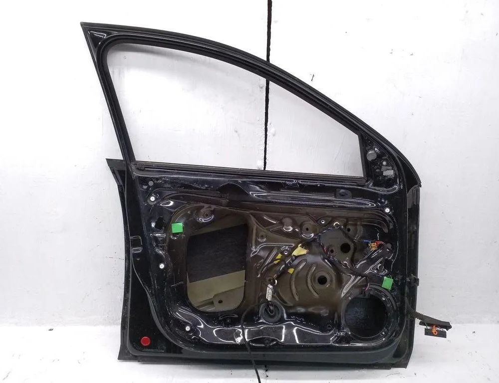 SEAT Toledo 4 generation (2012-2020) Front Left Door 31419452