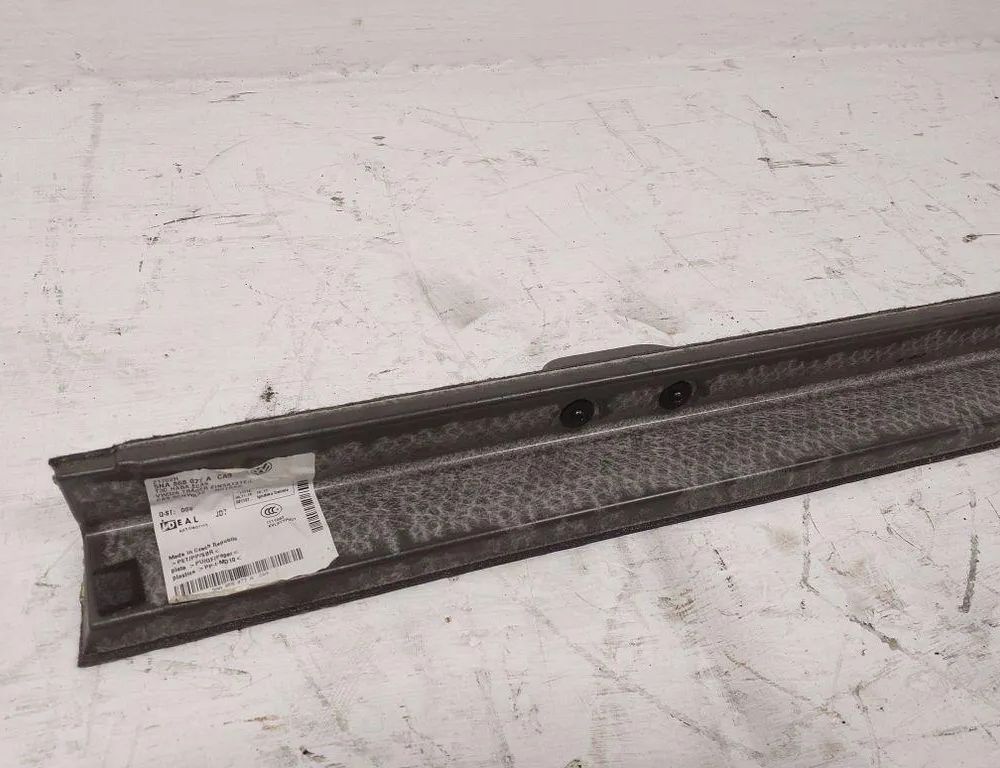 VOLKSWAGEN Tiguan 2 generation (2016-2024) Other Trim Parts 5NA868077A 32747512