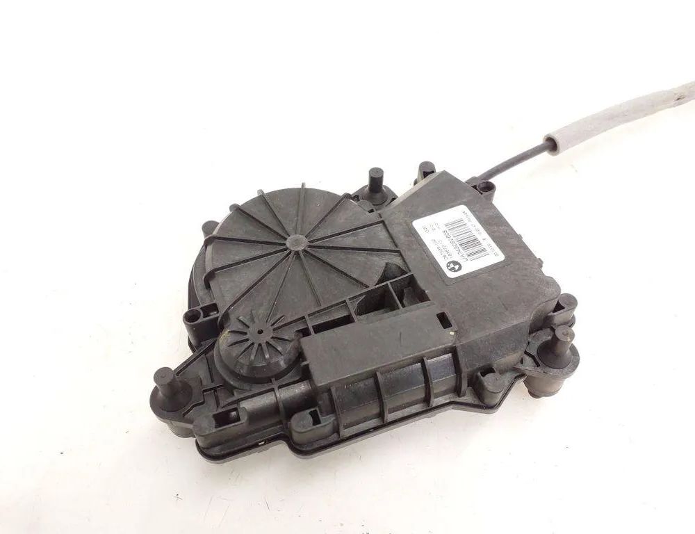 BMW 3 Series G20/G21/G28 (2018-2024) Доводчик задней крышки 7430626 33072109