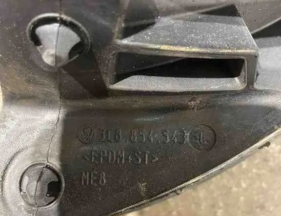 VOLKSWAGEN Passat CC 1 generation (2008-2017) Резиновая прокладка передней правой двери 3C8854543 32708992