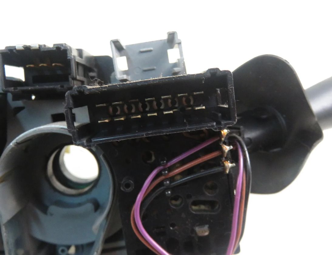 RENAULT Scenic 1 generation (1996-2003) Переключатель кнопок V7700428203 29507670