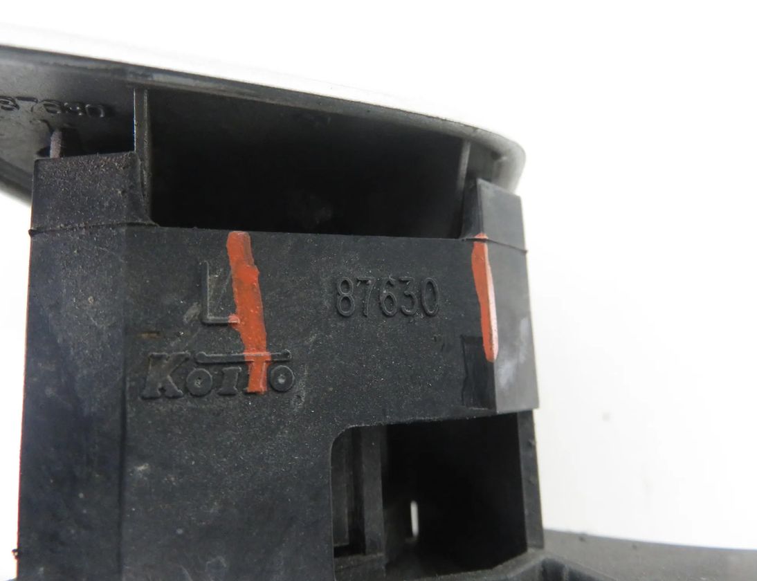 MITSUBISHI Outlander 1 generation (2001-2008) Sada trysiek na umývanie predných svetlometov 87630 30029805