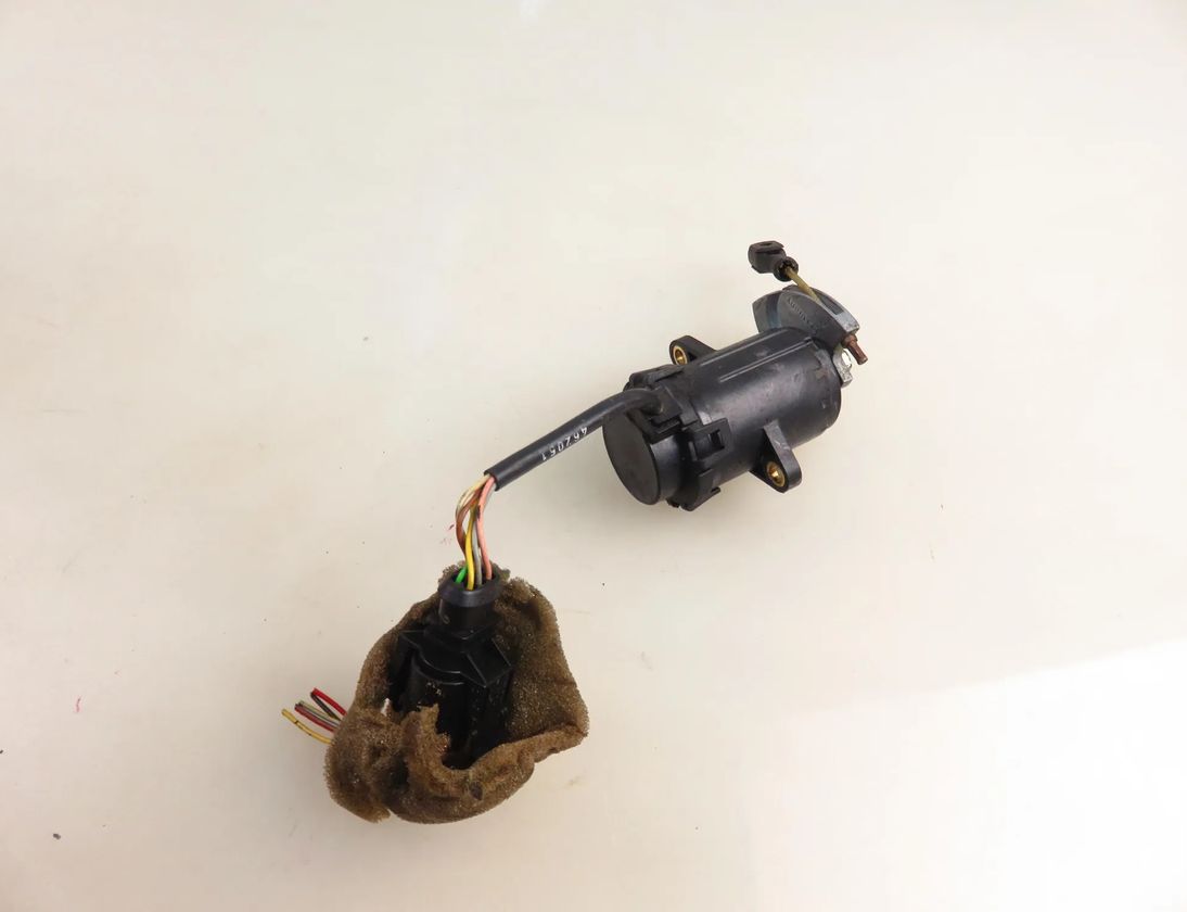 AUDI 100 4A/C4 (1990-1994) Педаль газа 0205001017 30725354