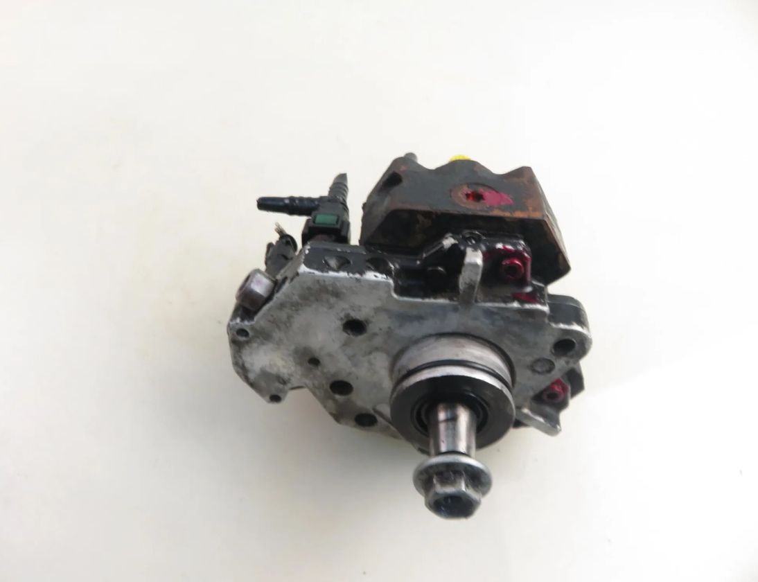 RENAULT Master 2 generation (1997-2010) Vysokotlakové palivové čerpadlo 31498596