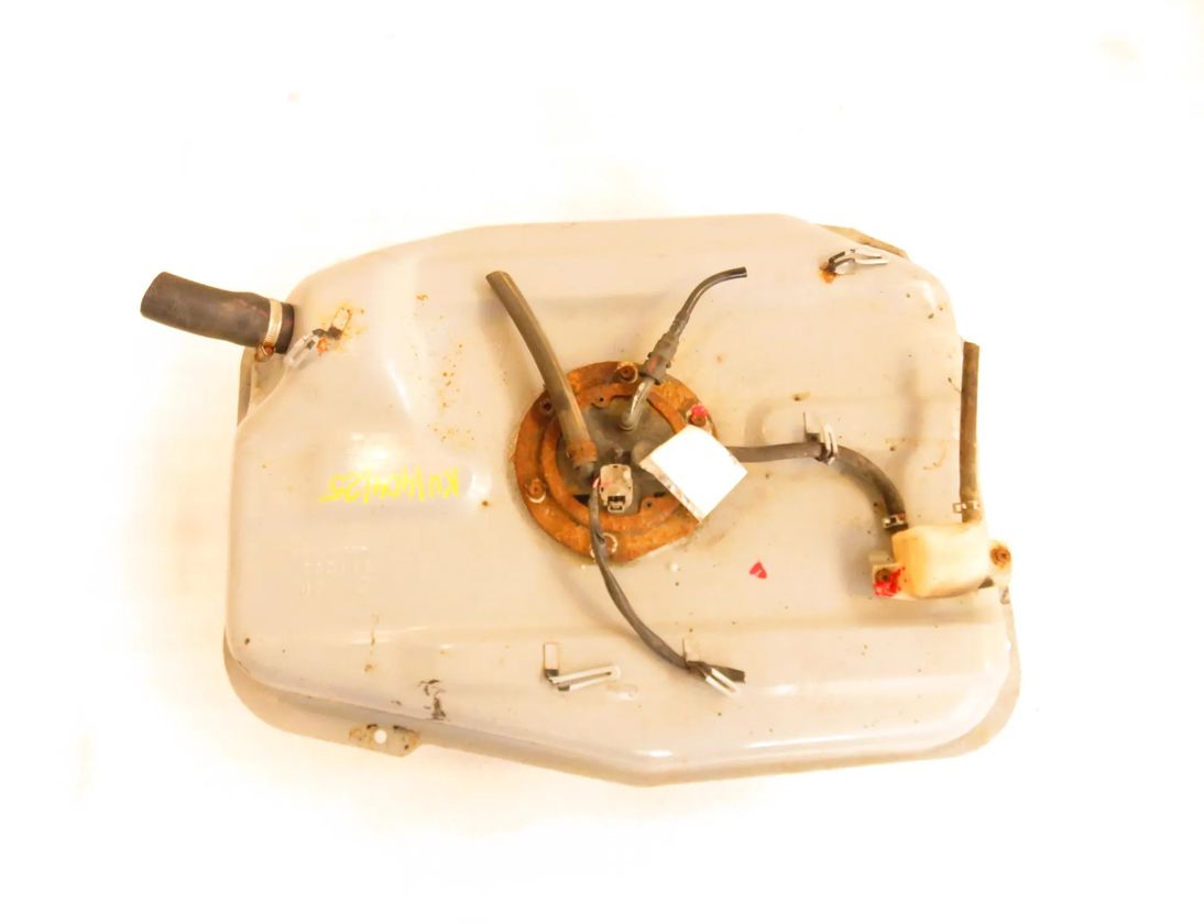 SUBARU Justy 3 generation (2003-2007) Palivová nádrž 32570604