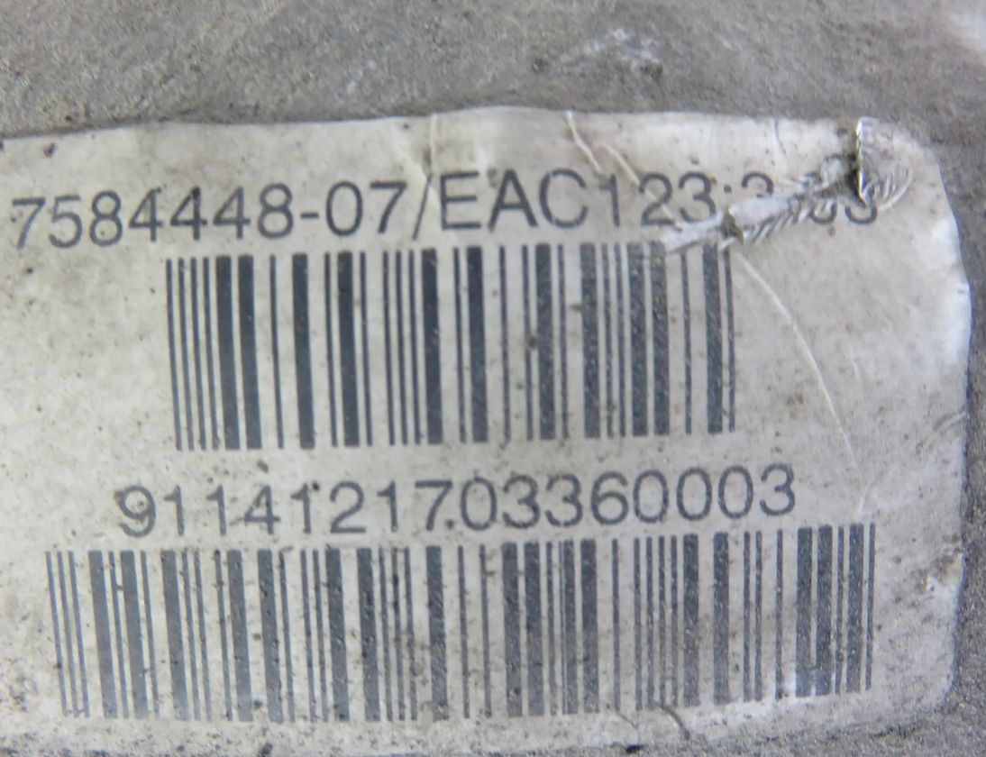 BMW 5 Series F10/F11 (2009-2017) Zadná náprava 7584448,308 32839555