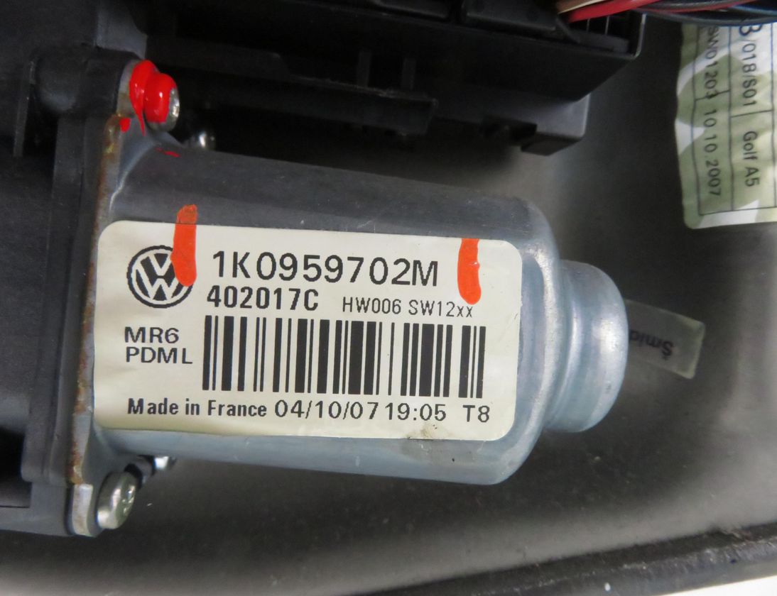 VOLKSWAGEN Golf 5 generation (2003-2009) Regulátor okna pravých predných dverí 1K0959702M,1K4837402S 33104808
