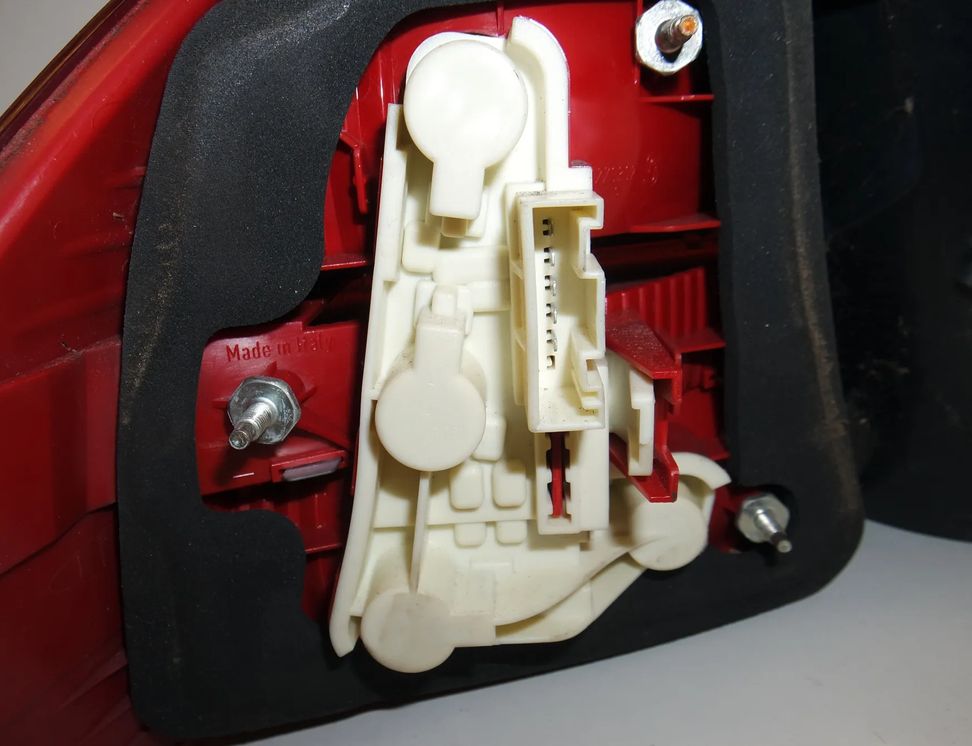 BMW M3 E90/E92/E93 (2007-2013) Sada zadných koncových svetiel 6937458,6937457,6937460,6937459 21906656