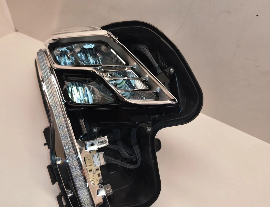 CADILLAC CT6 1 generation (2016-2023) Фара передняя правая 1EX011785,1EX011785-02,84710896 32954833