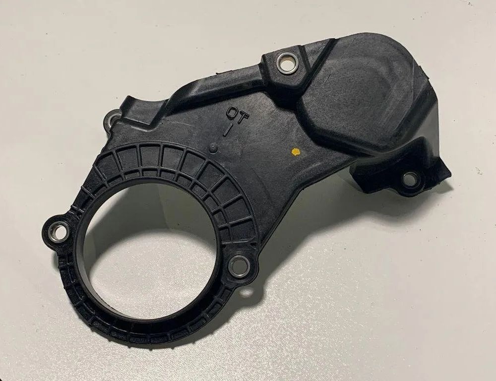 VOLKSWAGEN Passat B8 (2014-2023) Timing belt protection cover 04C109175F 30670542