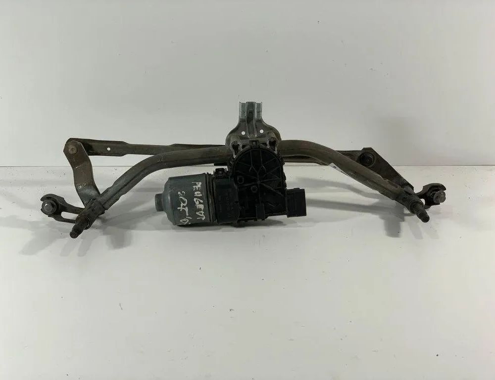 PEUGEOT 207 1 generation (2006-2009) Mechanizmus stierača predného čelného skla 3397020769,9650380780 30673221