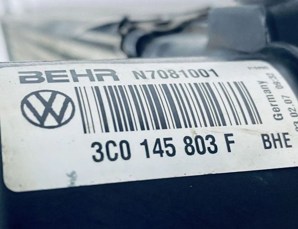 VOLKSWAGEN Passat B7 (2010-2015) Intercooler radiátor 3C0145803F 30680791