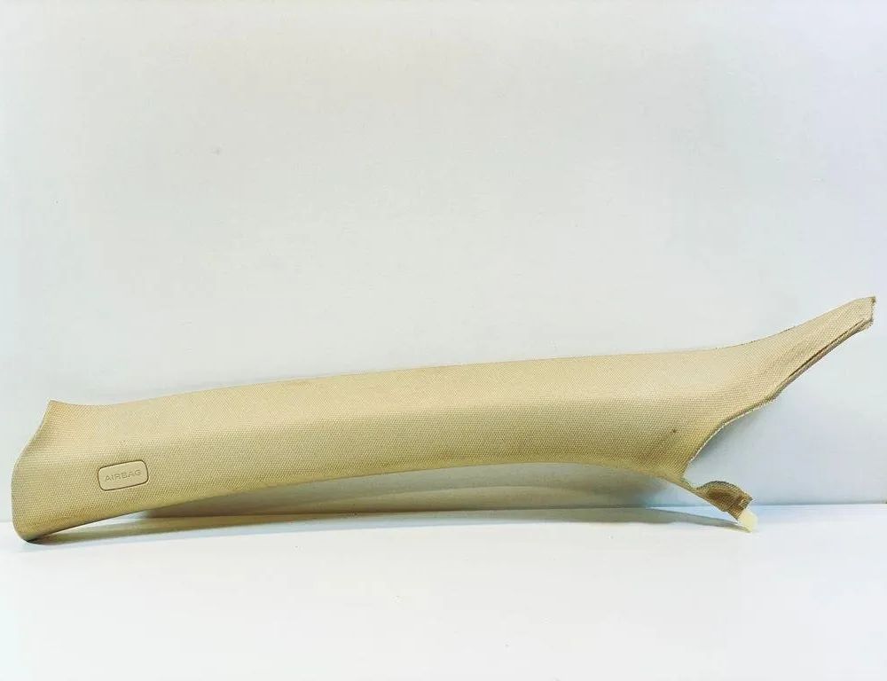 AUDI A4 B7/8E (2004-2008) Pravý A stĺpikový obklad 8K0867233 30683690