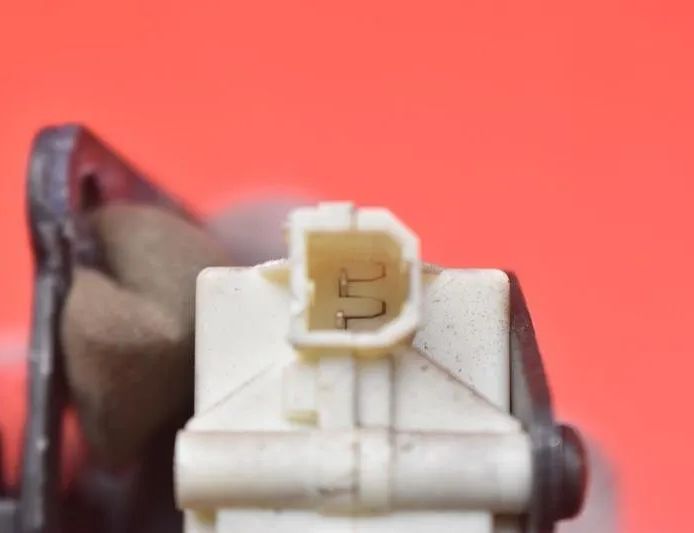 ALFA ROMEO GT 937 (2003-2010) Zámok na piate dvere 22106927