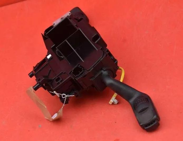 FORD C-Max 1 generation (2003-2010) Подрулевой переключатель 3M5T-6475-AC 22119038