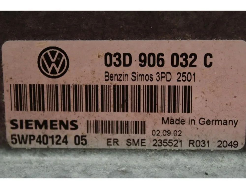 VOLKSWAGEN Polo 4 generation (2001-2009) Engine Control Unit ECU 03D906032C 22121444