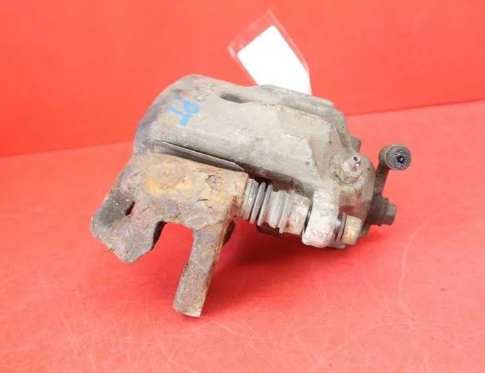 SUBARU Outback 4 generation (2009-2014) Zadný pravý brzdový strmeň 22124558