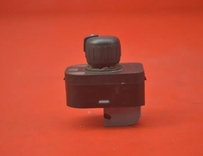 AUDI A4 B8/8K (2011-2016) Mirror adjustment switch 8E0959565 22224680