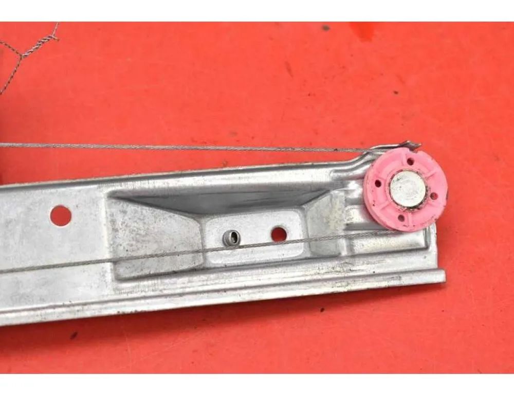 OPEL Corsa D (2006-2020) Zdvíhač pravého zadného dverového okna 541613212 25063371