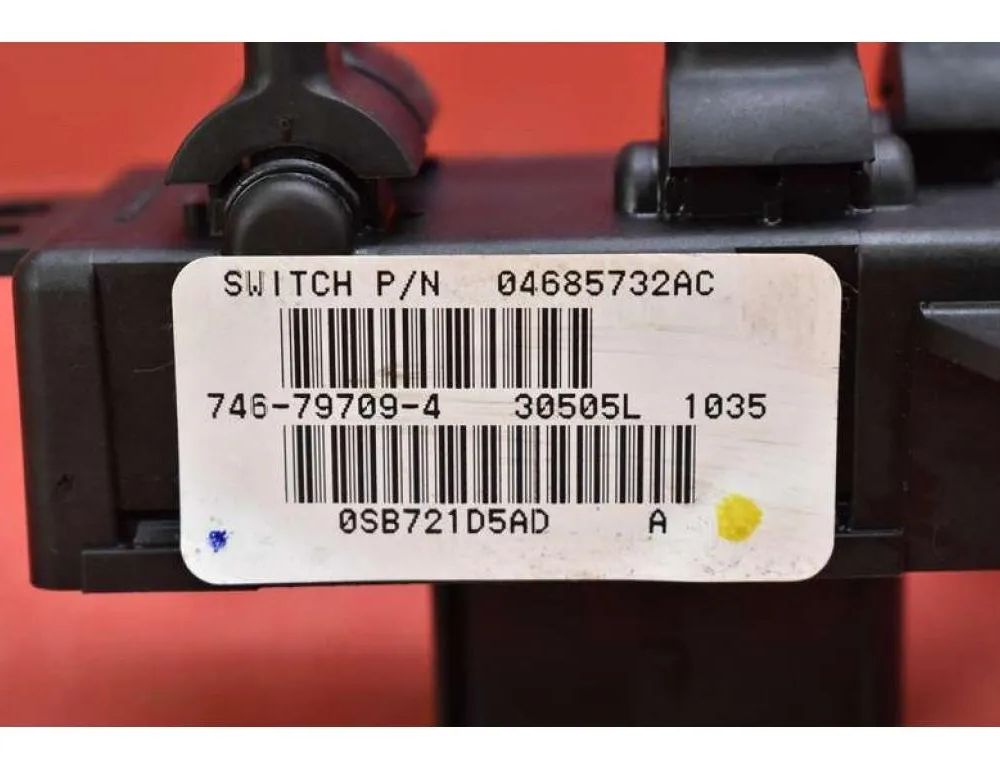 CHRYSLER Voyager 4 generation (2001-2007) Vypínač ľavého okna predných dverí 04685732AC 27678477