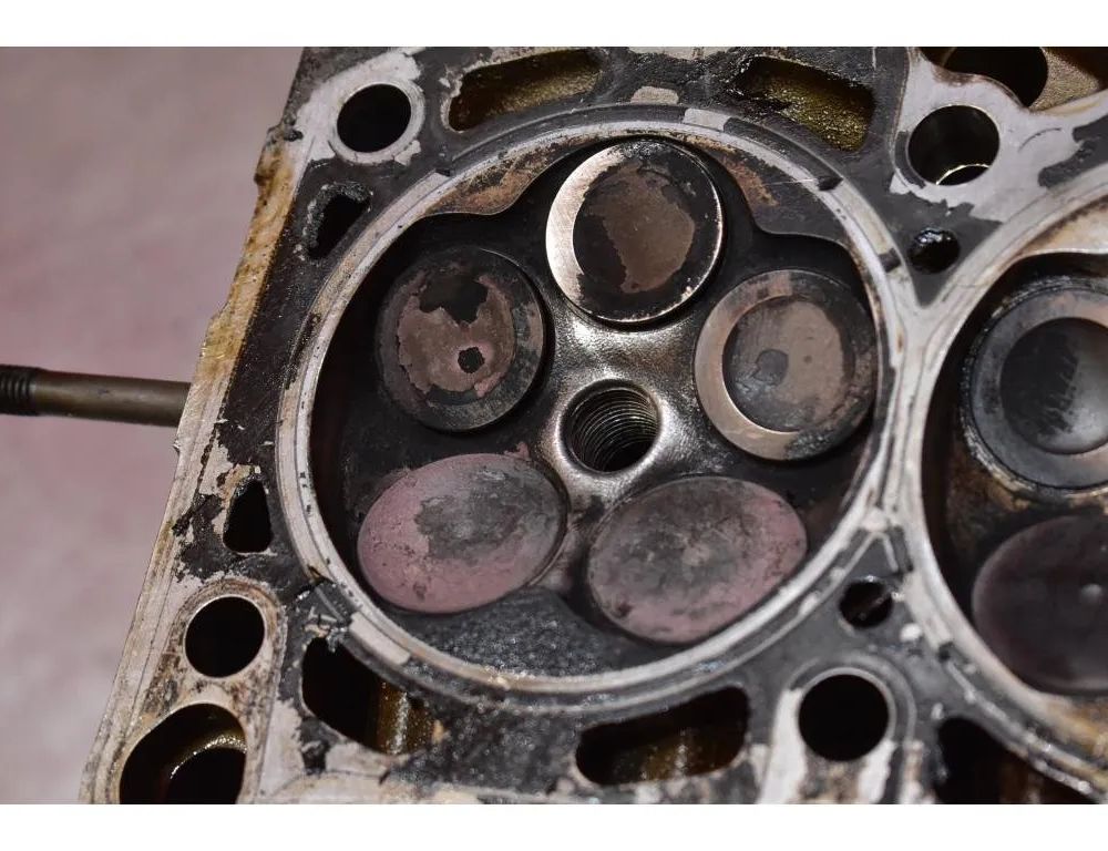 VOLKSWAGEN Passat B5 (1996-2005) Engine Cylinder Head 06B103373AM 28443059