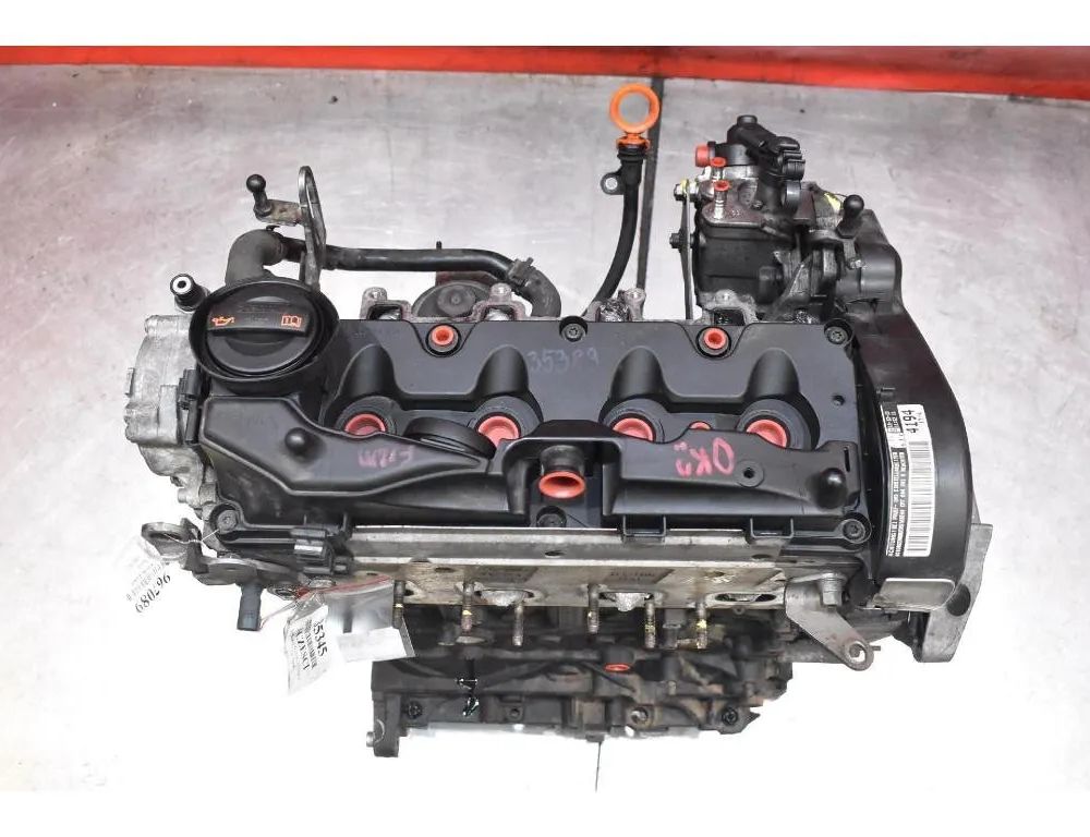 VOLKSWAGEN Passat B7 (2010-2015) Engine CFF 30076445