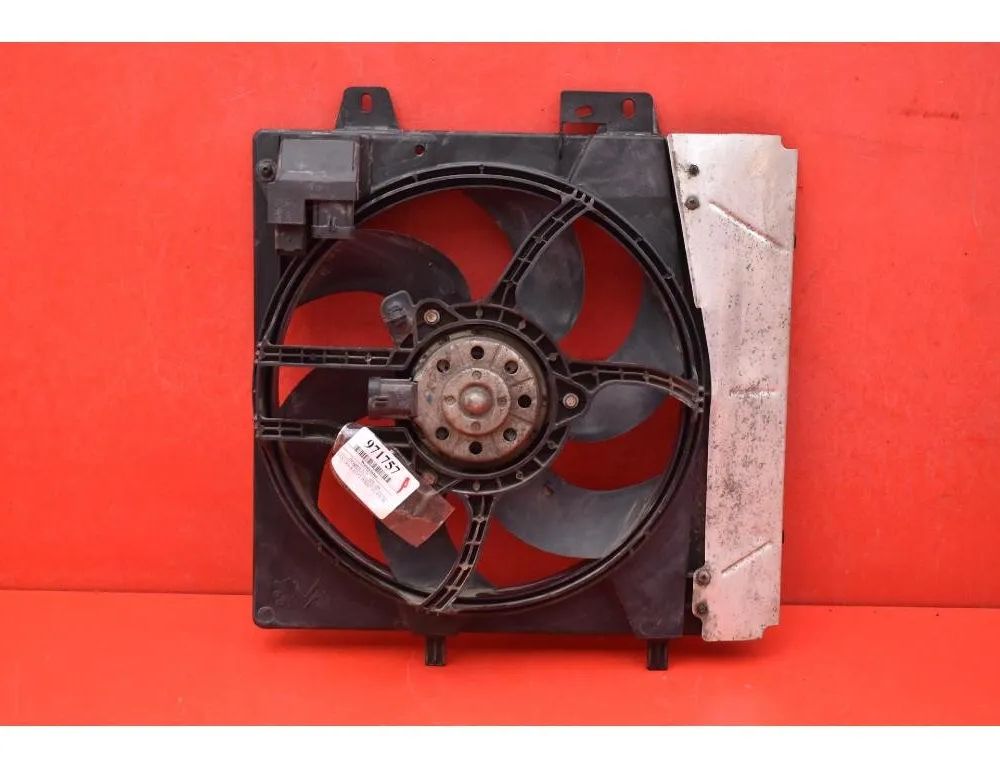 PEUGEOT Auris 2 generation (2012-2015) Diffuser Fan 9653804080 30450437
