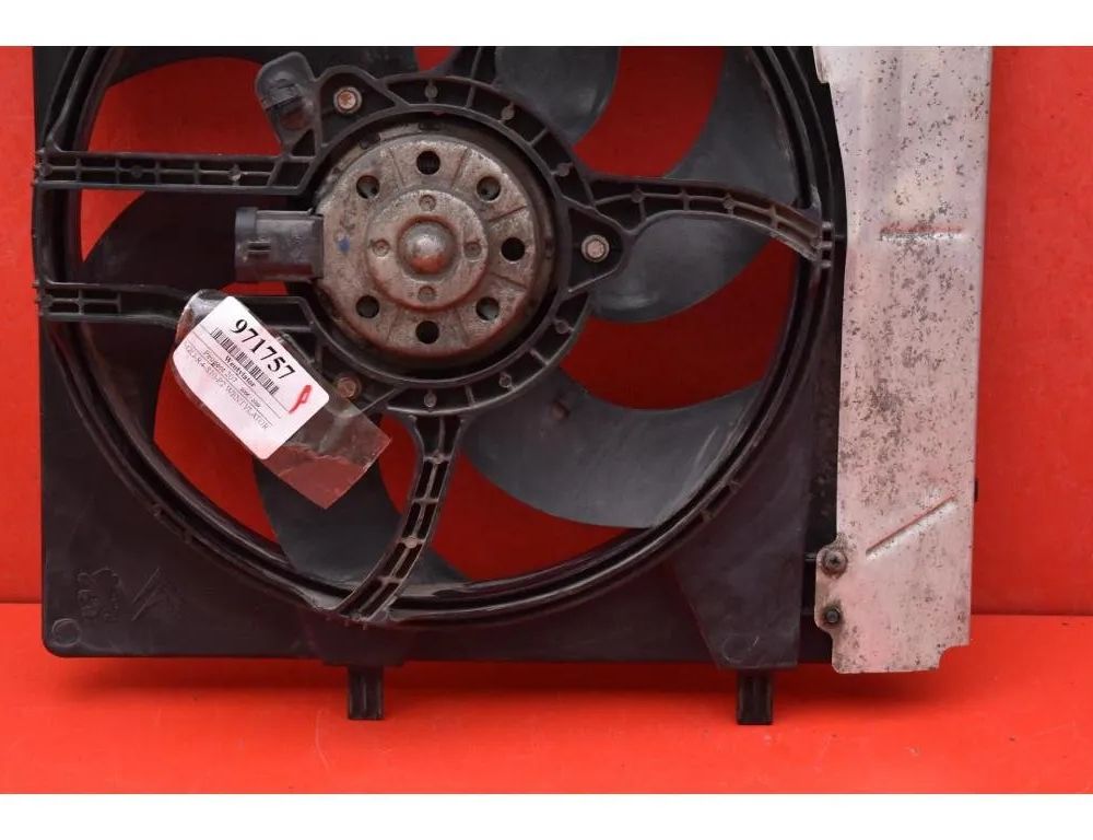 PEUGEOT Auris 2 generation (2012-2015) Diffuser Fan 9653804080 30450437