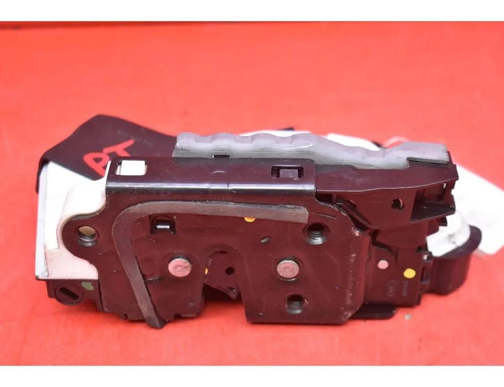 VOLKSWAGEN Passat B8 (2014-2023) Rear Right Door Lock 5E1839016 30546073