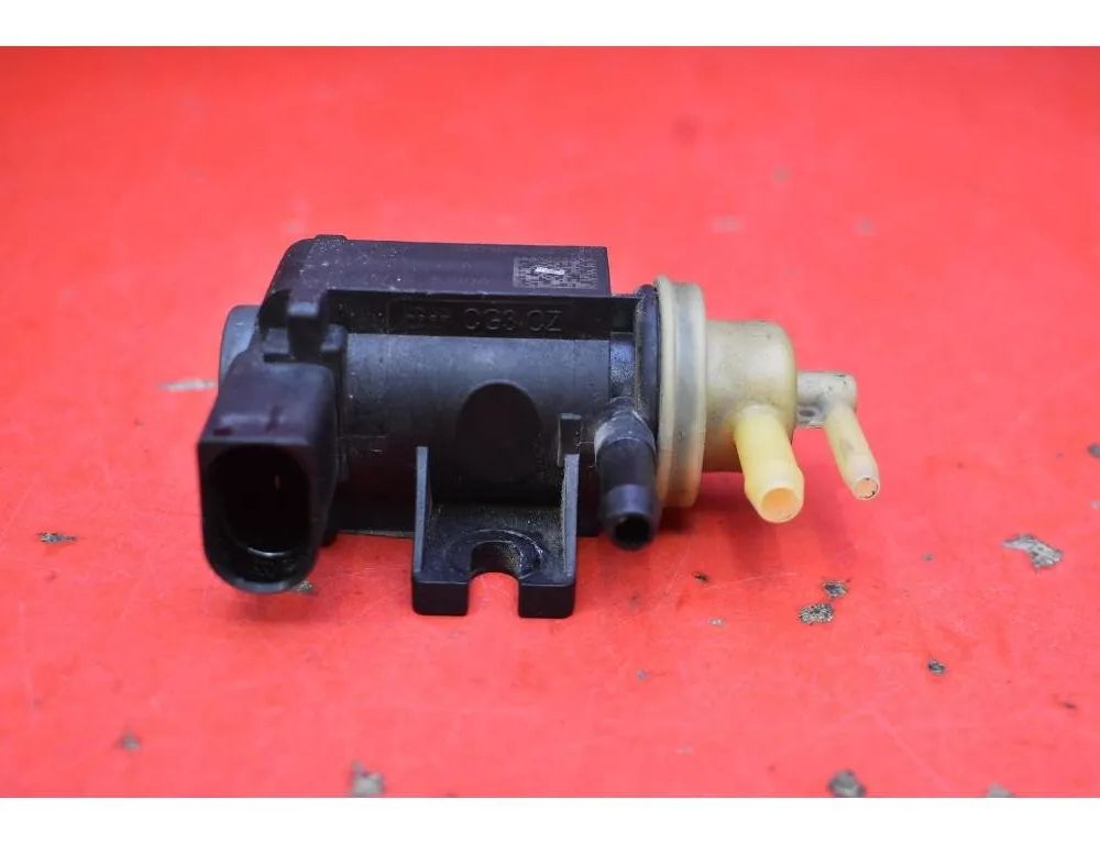 SKODA Octavia 3 generation (2013-2020) Vakuumový ventil 1K0906627B 30751412
