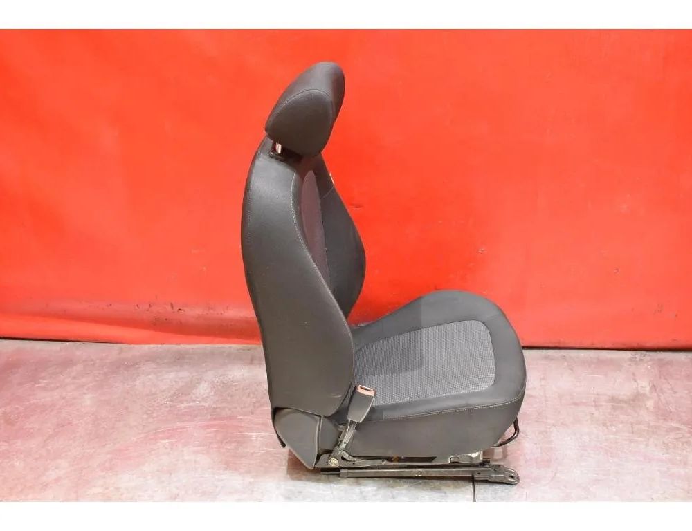 HYUNDAI iX I20 (2021-2024) Front Left Seat HYUNDAI 31334149