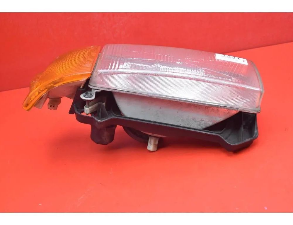 VOLKSWAGEN Transporter T4 (1990-2003) Front Right Headlight VOLKSWAGEN 31373989