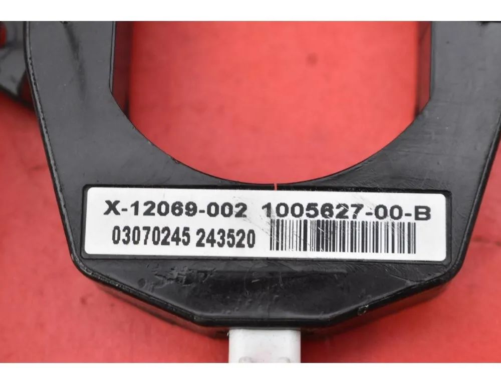 TESLA Model S 1 generation (2012-2024) Antenna 1005627-00-B 31966068