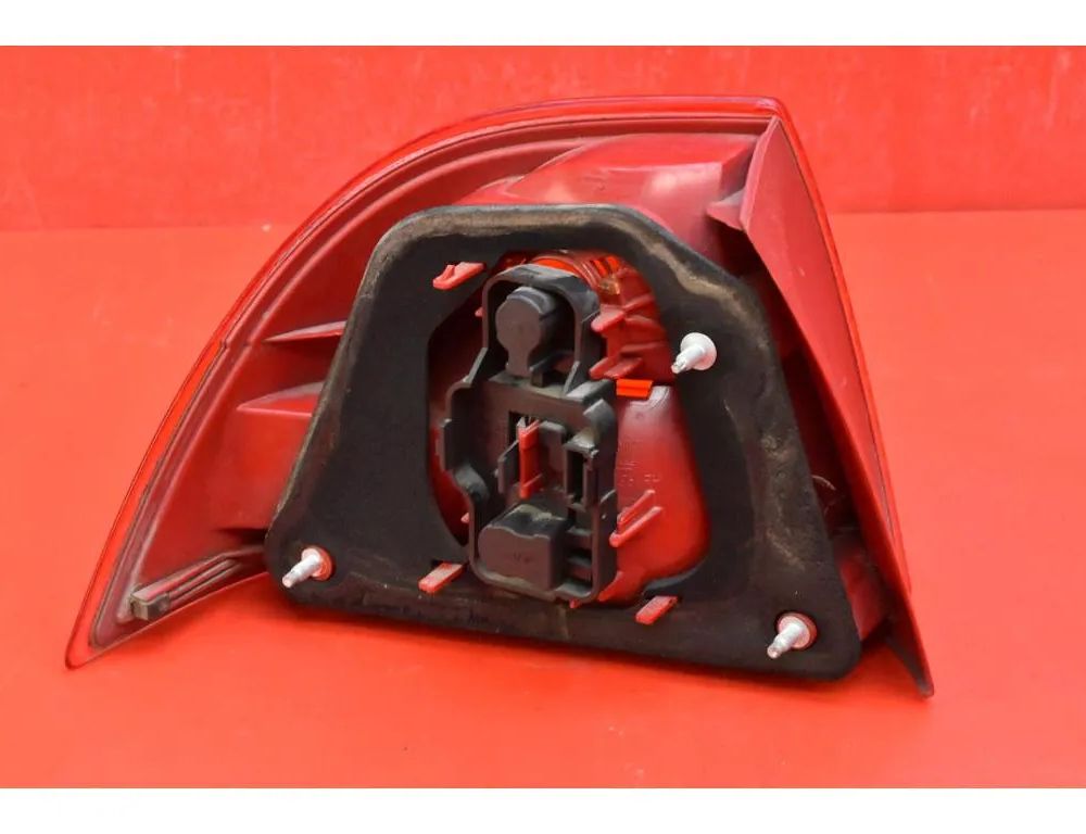 SAAB 9-5 1 generation (1997-2010) Rear Right Taillight Lamp 12755796 32788391